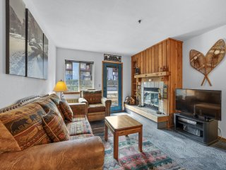 Cozy Kirkwood Condo – The Meadows 2 Bedroom