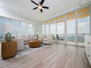 Phoenix Gulf Towers 2108