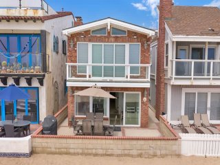 3903 Seashore A | Location! On The Beach
