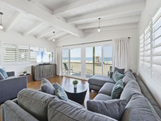 3600 W Oceanfront | Beachfront Bungalow w/ Stunning Ocean Views