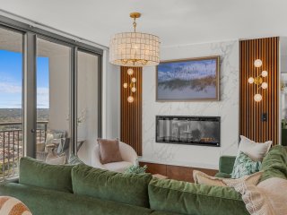 Sunset Luxe, 1606 Brighton- resort access