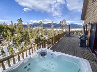 Grand Chalet at Grand Lake