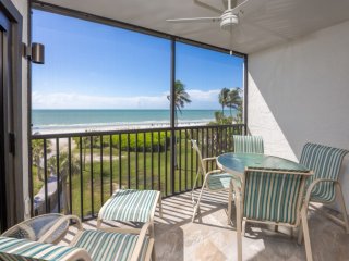 Pelicans Roost 303