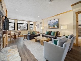 Penthouse 708- 3 Bed/3 Bath- Steamboat Grand