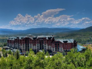 Luxury 3 Bedroom/3 Bathroom- Steamboat Grand