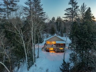 Scenic White Mountains Retreat Minutes from Owls Nest Resort, loon and more