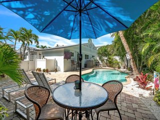 Paradise Palms