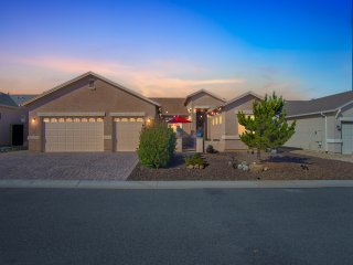 Cozy Prescott Valley Home near Trails &amp; Lakes