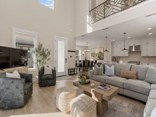 Southwest Manor