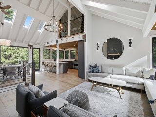 Sierra Sanctuary with Hot Tub