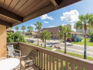 Tiki 260- Comfortable 1BR Condo w/ Ocean Views
