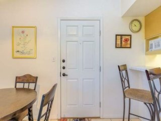 Tiki 202- Relaxing Standard 1BR Condo Near Beach