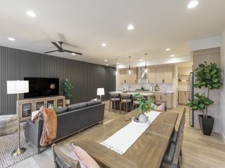 Hillcrest Pool House