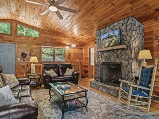 Dogwood Cabin