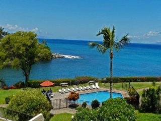 Peaceful Ocean-View 2BR Loft Escape- Unit C38