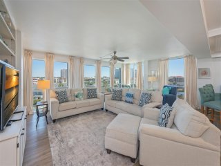 Shoreline Towers 3061