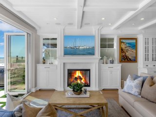 5305 Seashore Dr | Luxury Beachfront Escape 