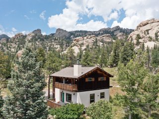 Thulite Chalet- 20-NCD0315
