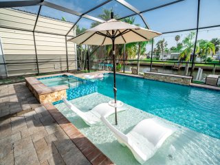 Baywatch- 712 Jamaica Cir W