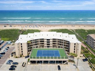 Direct Beachfront Condo-Jacuzzi-Elevator-SPI